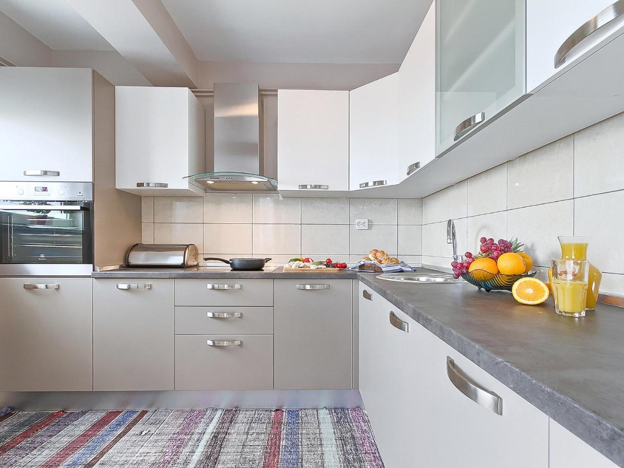 Apartment Noa Pula Bagian luar foto