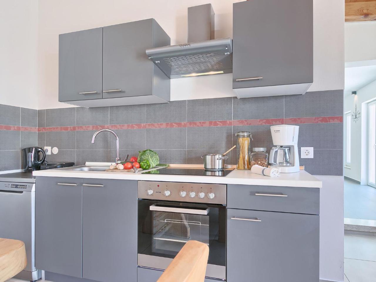 Apartment Noa Pula Bagian luar foto