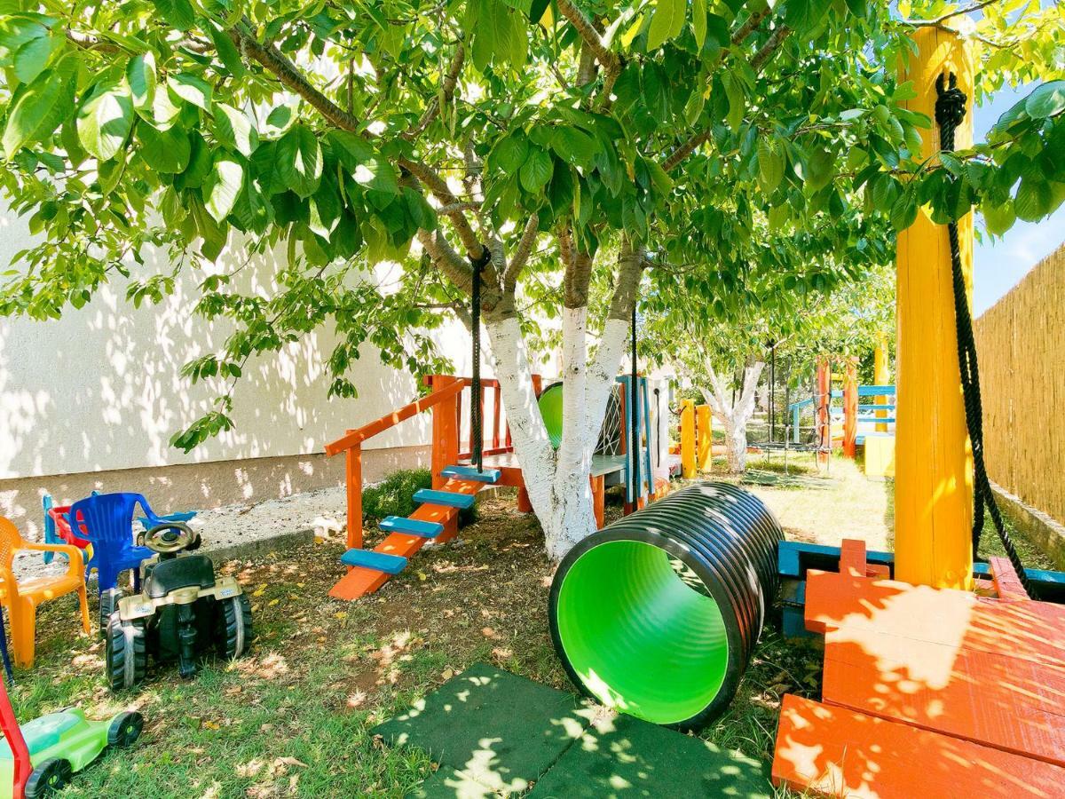 Apartment Noa Pula Bagian luar foto